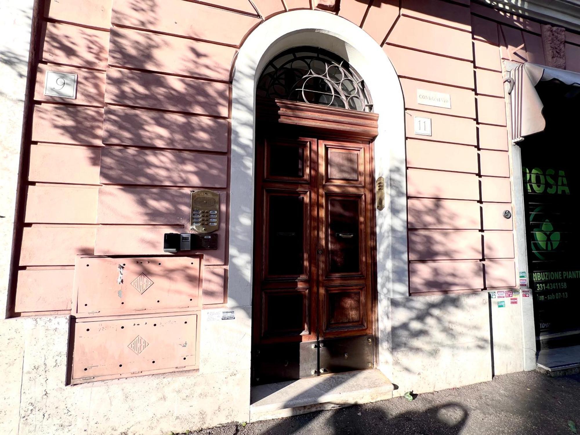 Apartment Is Cunfida 11 Rom